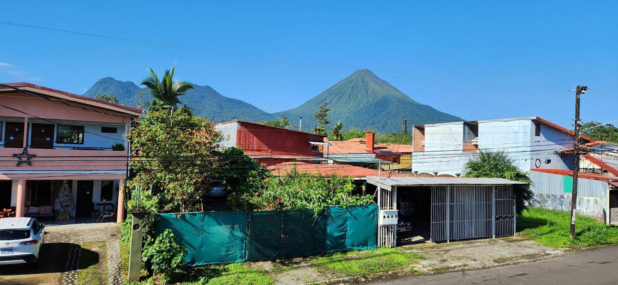 Alojamientos N&S La Fortuna Luaran gambar